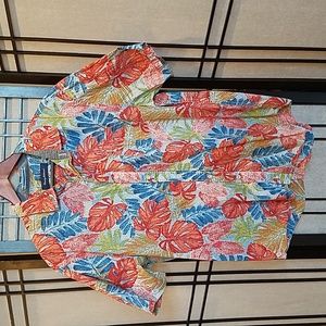 EUC Tommy Bahama XL unique cotton button down shirt